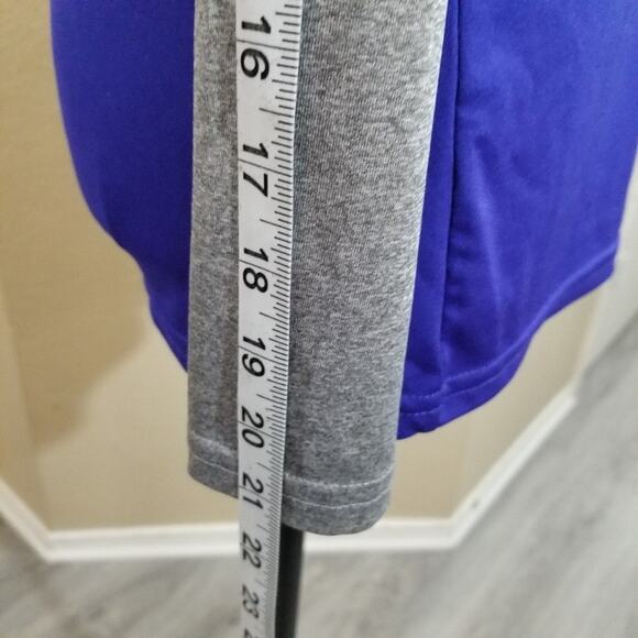 ADIDAS womens athletic shirt size‎ large - Picture 4 of 9